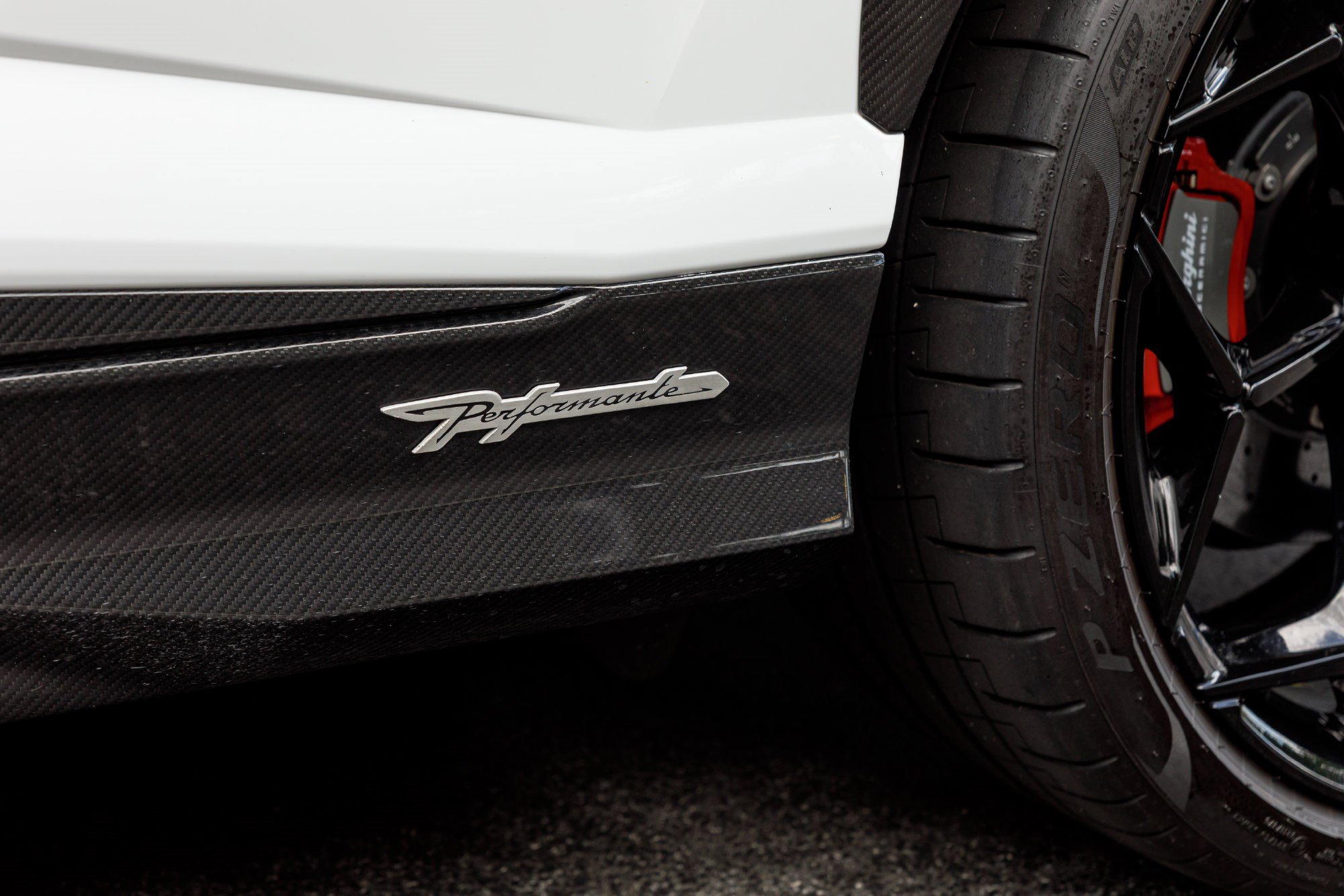 Used 2024 Lamborghini Urus Performante AWD/4WD image 48