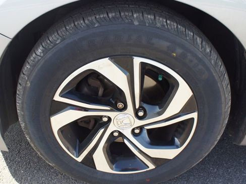 Used 2016 Honda Accord LX image 16