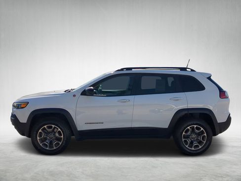 Used 2022 Jeep Cherokee Trailhawk image 6