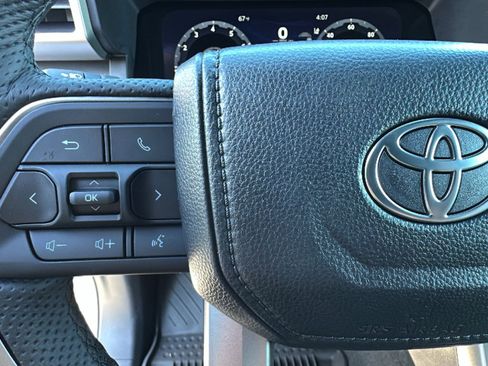 New 2025 Toyota Tacoma TRD Sport image 19