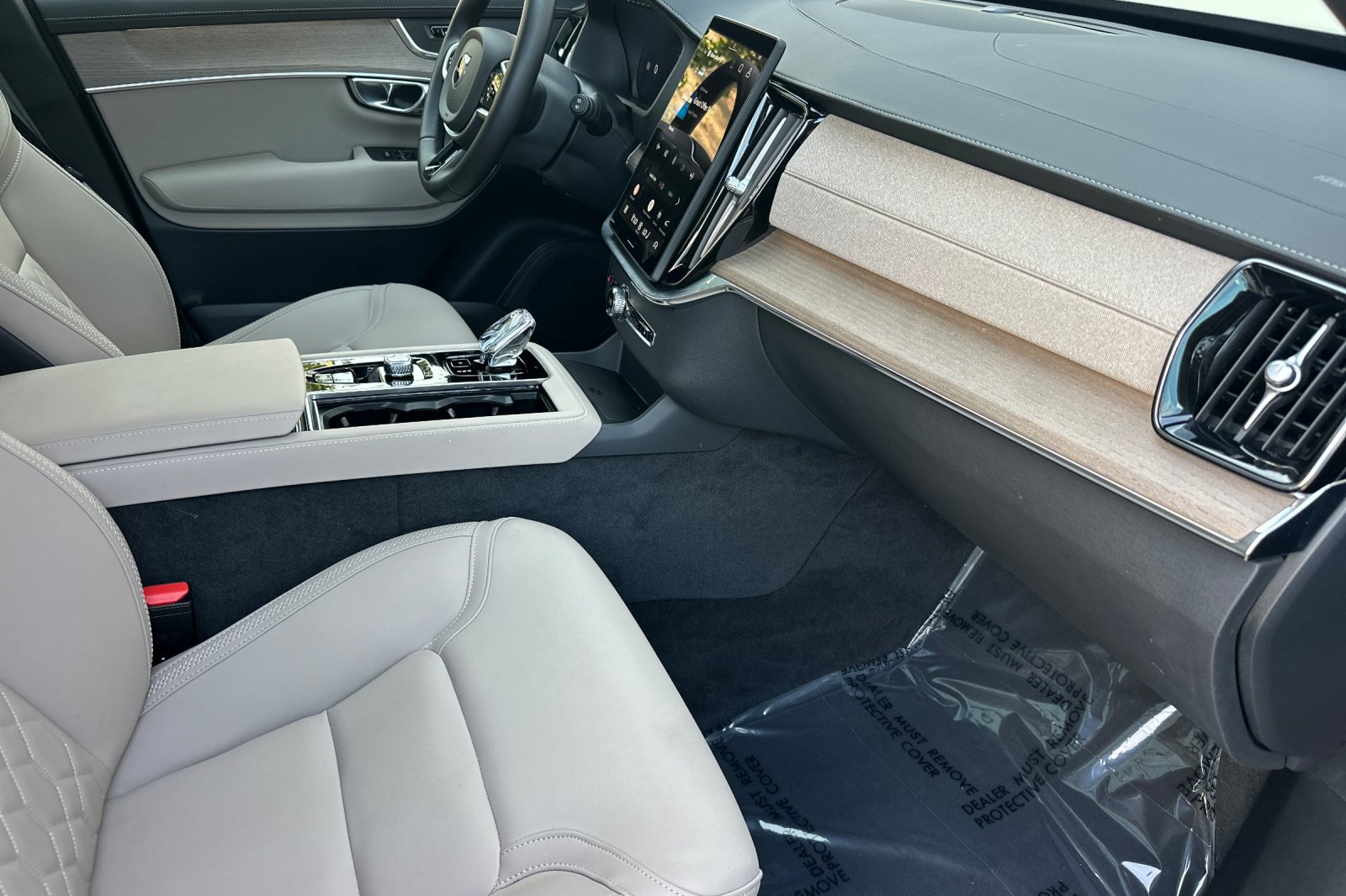 Certified 2026 Volvo XC90 B5 Core AWD/4WD image 20