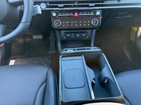 New 2026 Hyundai Tucson Limited image 23