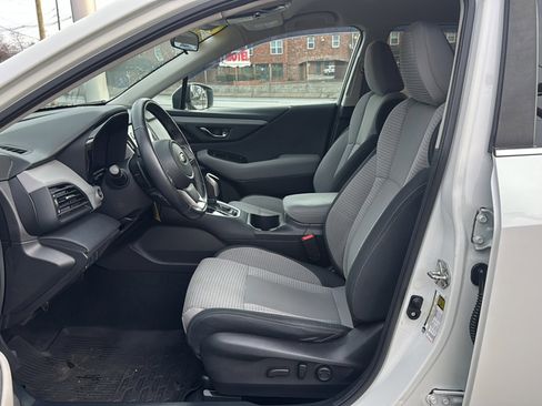 Used 2021 Subaru Outback Premium image 12