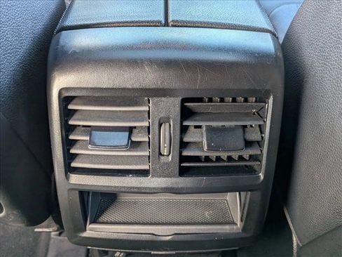 Used 2018 Mercedes-Benz GLE 350 w/ Premium 1 Package image 16