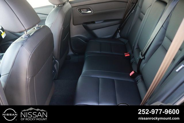 Certified 2026 Nissan Rogue Dark Armor FWD image 13