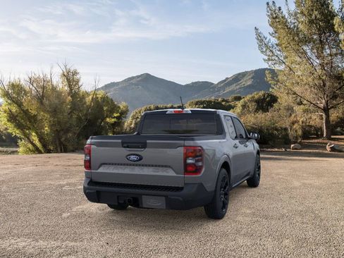 New 2026 Ford Maverick Lariat w/ Black Appearance Package image 8