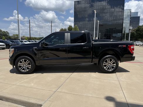 Used 2022 Ford F150 XL w/ STX Appearance Package RWD image 4