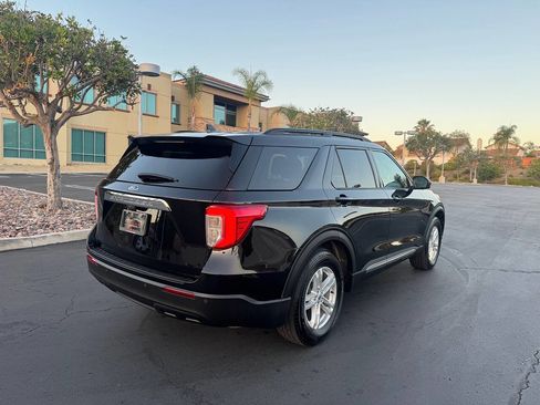 Used 2022 Ford Explorer XLT RWD image 5