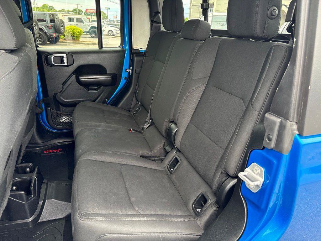 Used 2021 Jeep Gladiator Sport AWD/4WD image 20