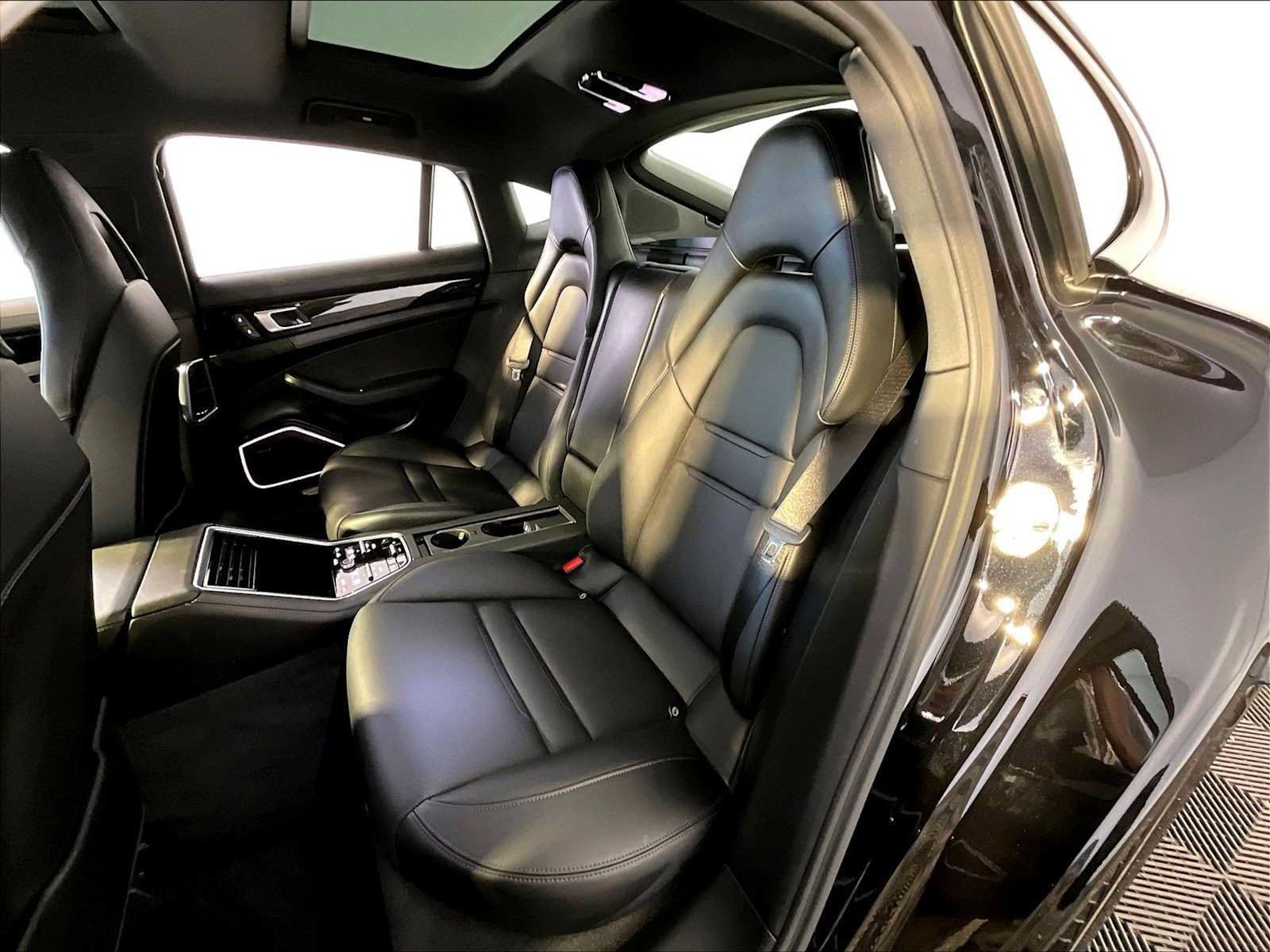 Certified 2023 Porsche Panamera 4 AWD/4WD image 24