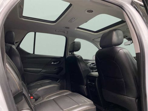 Used 2019 Chevrolet Traverse RS image 29