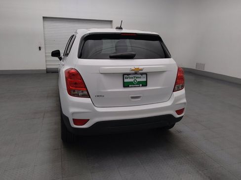 Used 2020 Chevrolet Trax LS w/ Tint and Cruise Package FWD image 6