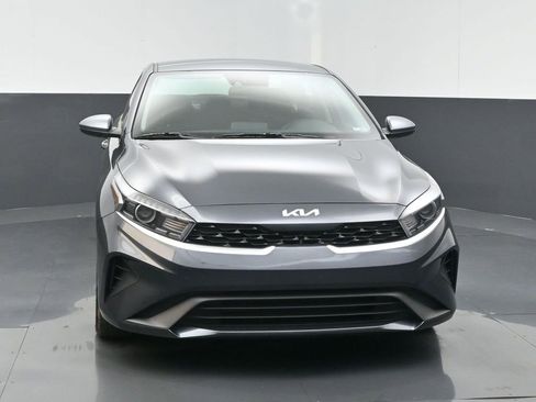 Used 2023 Kia Forte LXS image 4