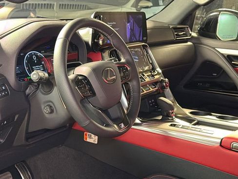 New 2026 Lexus LX 700h F Sport image 28