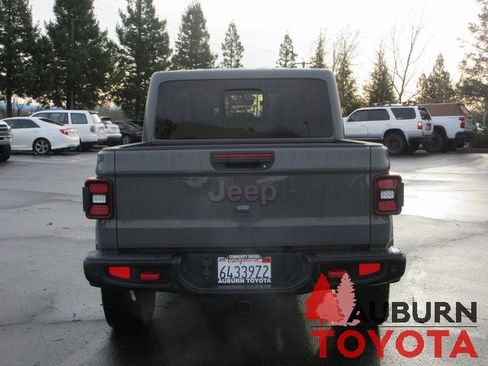 Used 2020 Jeep Gladiator Rubicon image 8