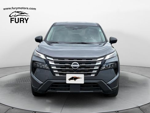 Used 2024 Nissan Rogue S FWD image 9