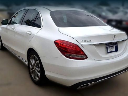 Used 2015 Mercedes-Benz C 300 Sedan image 6