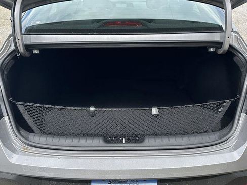 New 2025 Hyundai Elantra SEL image 18