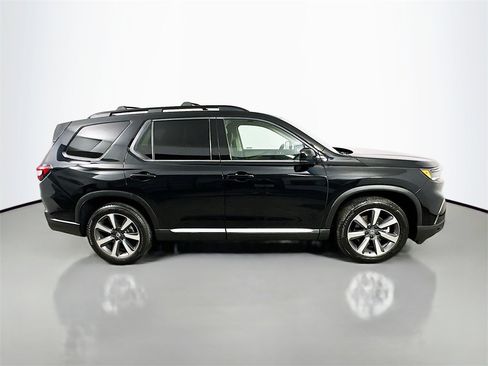 Used 2024 Honda Pilot Elite image 7