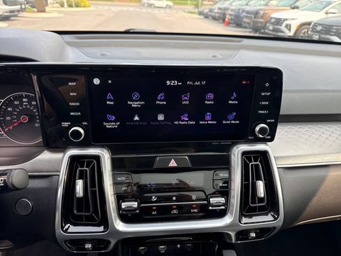 Used 2021 Kia Sorento SX AWD/4WD image 18