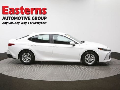 Used 2025 Toyota Camry LE FWD image 49