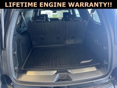 New 2026 Chevrolet Suburban Premier image 31