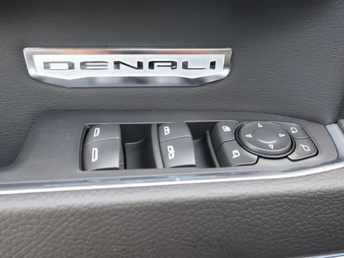 New 2026 GMC Sierra 1500 Denali w/ Denali Reserve Package AWD/4WD image 14