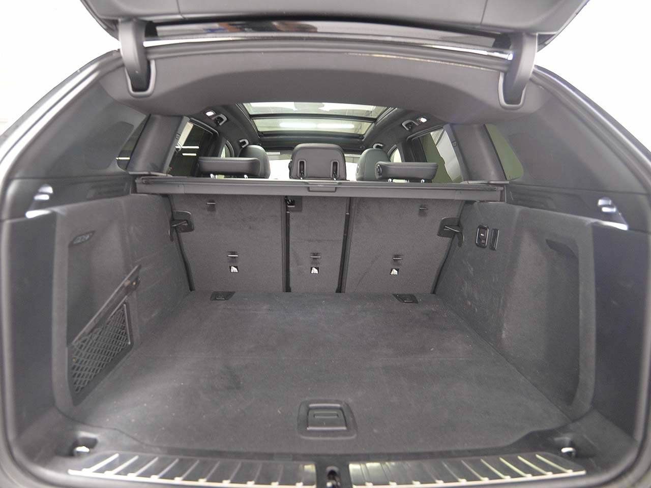 Used 2023 BMW X3 xDrive30i w/ Convenience Package AWD/4WD image 12