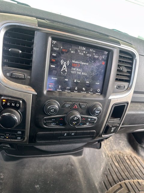 Used 2019 RAM 1500 Classic SLT w/ Luxury Group AWD/4WD image 9