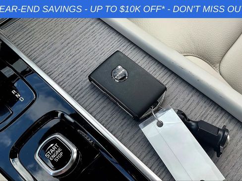 Used 2025 Volvo XC90 B6 Plus w/ Protection Package Premier image 34
