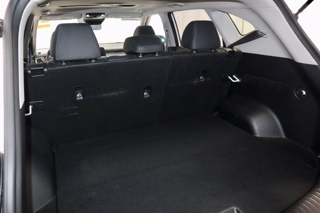 Used 2024 Kia Seltos EX AWD/4WD image 16
