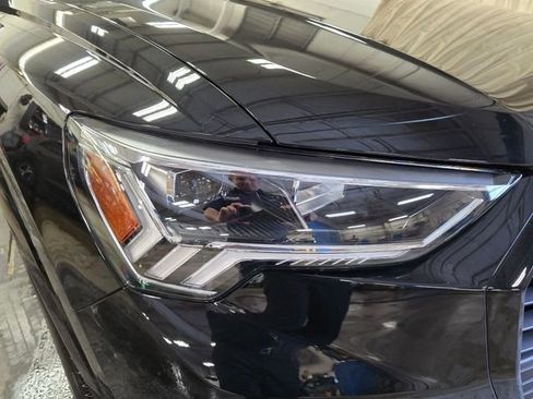 Certified 2025 Audi Q3 2.0T Premium w/ Convenience Package image 8