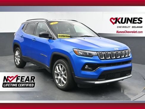 Used 2025 Jeep Compass Limited AWD/4WD image 1