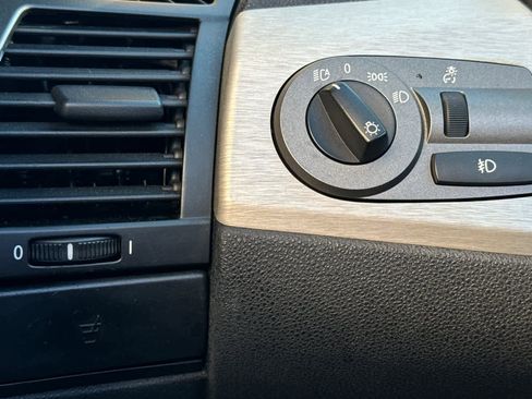 Used 2003 BMW Z4 3.0i image 27