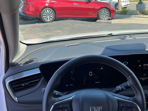 Used 2025 Buick Encore GX Preferred image 34