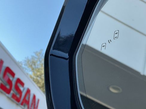 Used 2025 Toyota Tundra Platinum image 13