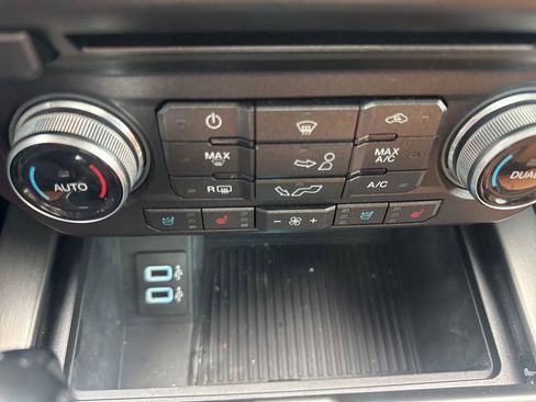 Used 2017 Ford F150 Limited AWD/4WD image 36