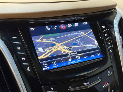 Used 2018 Cadillac Escalade Platinum image 31