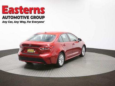 Used 2020 Toyota Corolla LE w/ LE Premium Package FWD image 41