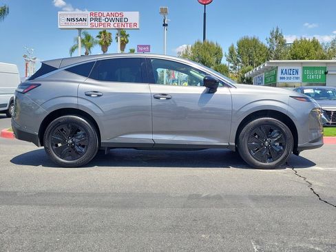 Used 2025 Nissan Murano SV FWD image 33