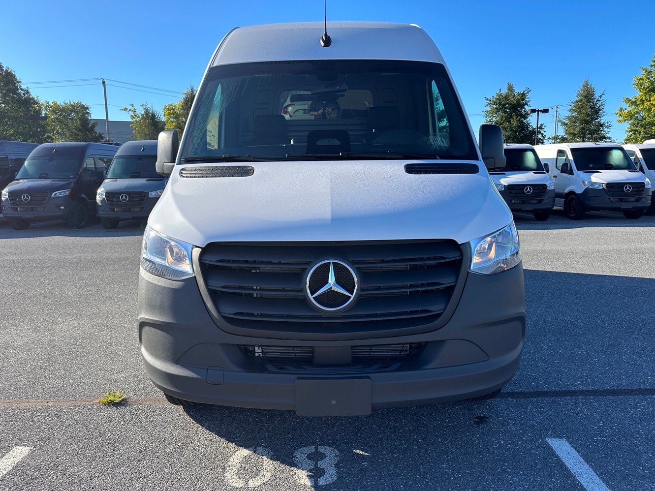 Used 2025 Mercedes-Benz Sprinter 2500 image 2