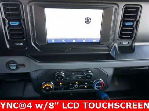 Used 2023 Ford Bronco Black Diamond w/ Sasquatch Package image 4