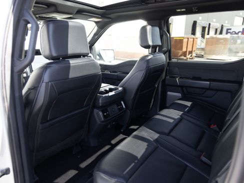 Used 2025 Ford F150 Lariat AWD/4WD image 17