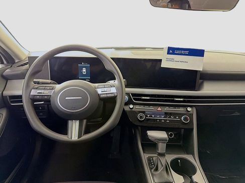 Used 2025 Hyundai Sonata SE image 23