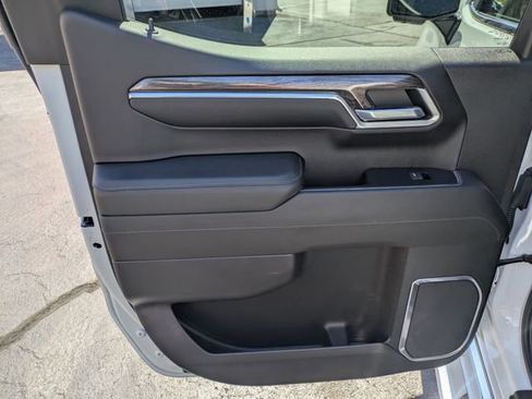 Certified 2022 Chevrolet Silverado 1500 LTZ AWD/4WD image 28