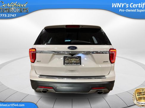 Used 2018 Ford Explorer XLT w/ Equipment Group 202A AWD/4WD image 7