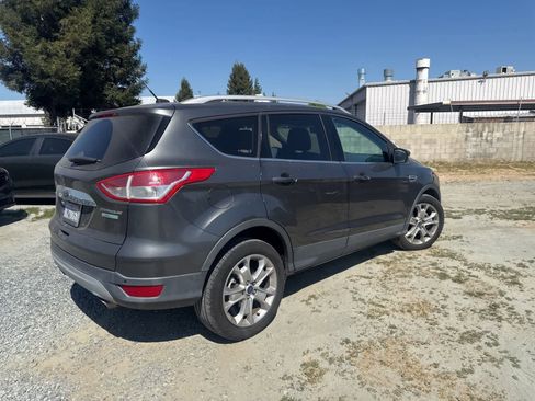 Used 2015 Ford Escape Titanium image 5