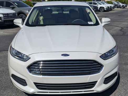 Used 2014 Ford Fusion SE FWD image 6