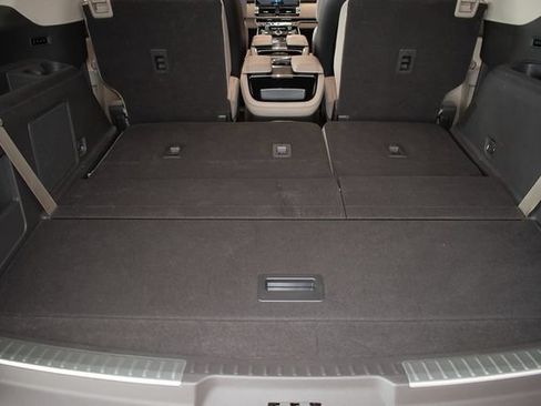 Used 2023 Lincoln Navigator Reserve AWD/4WD image 15