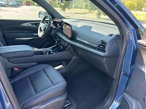 New 2026 Chevrolet Traverse LT w/ Midnight/Sport Edition image 39